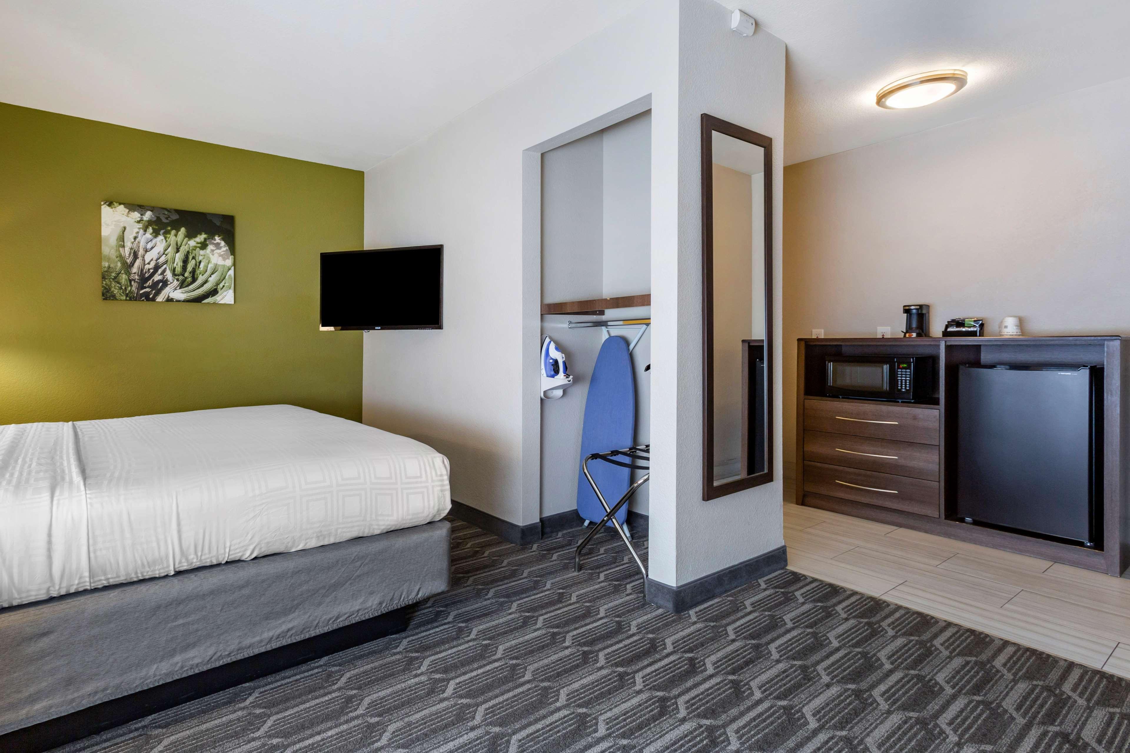 Best Western North Phoenix Hotel Exteriör bild