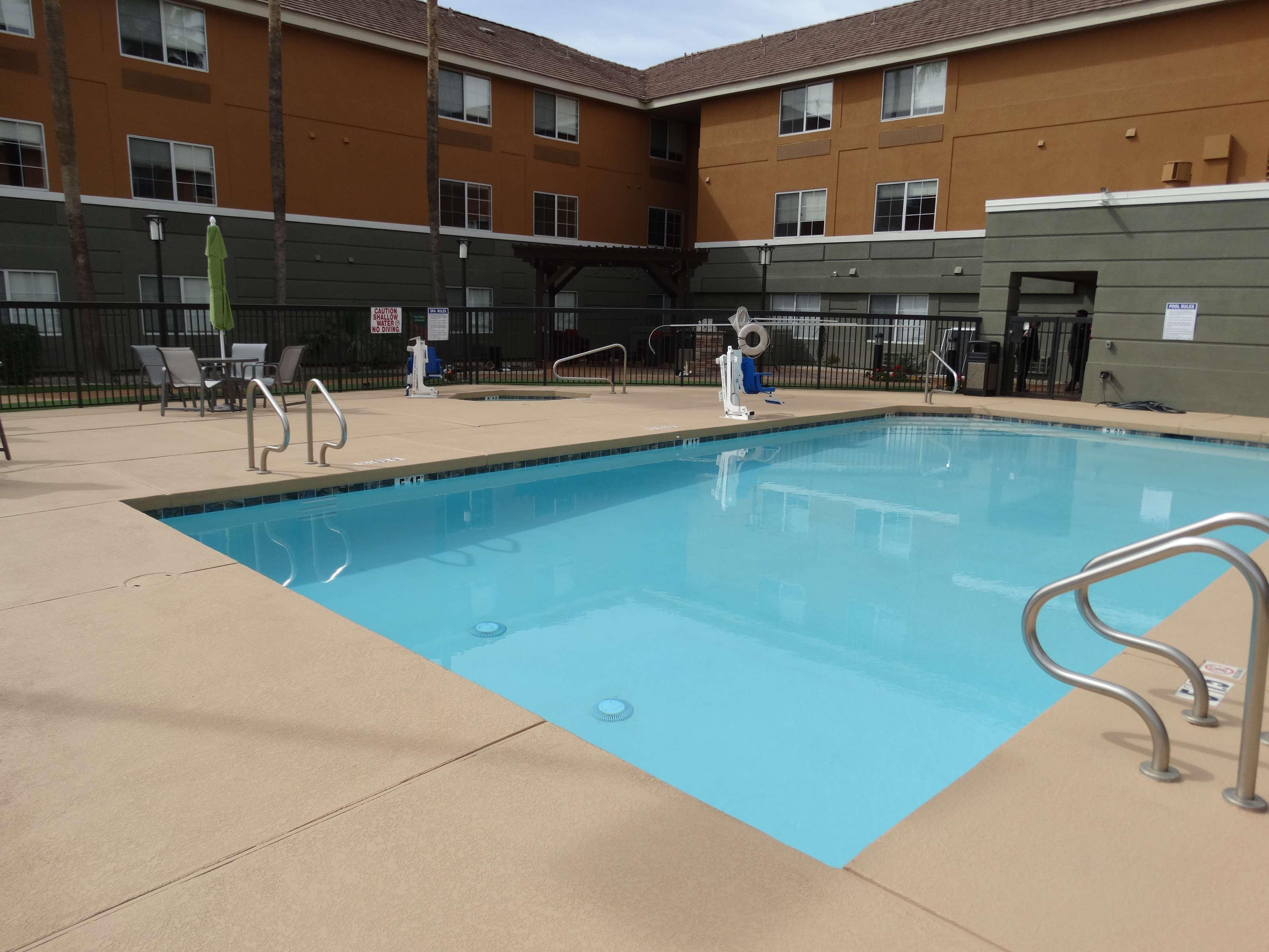 Best Western North Phoenix Hotel Exteriör bild