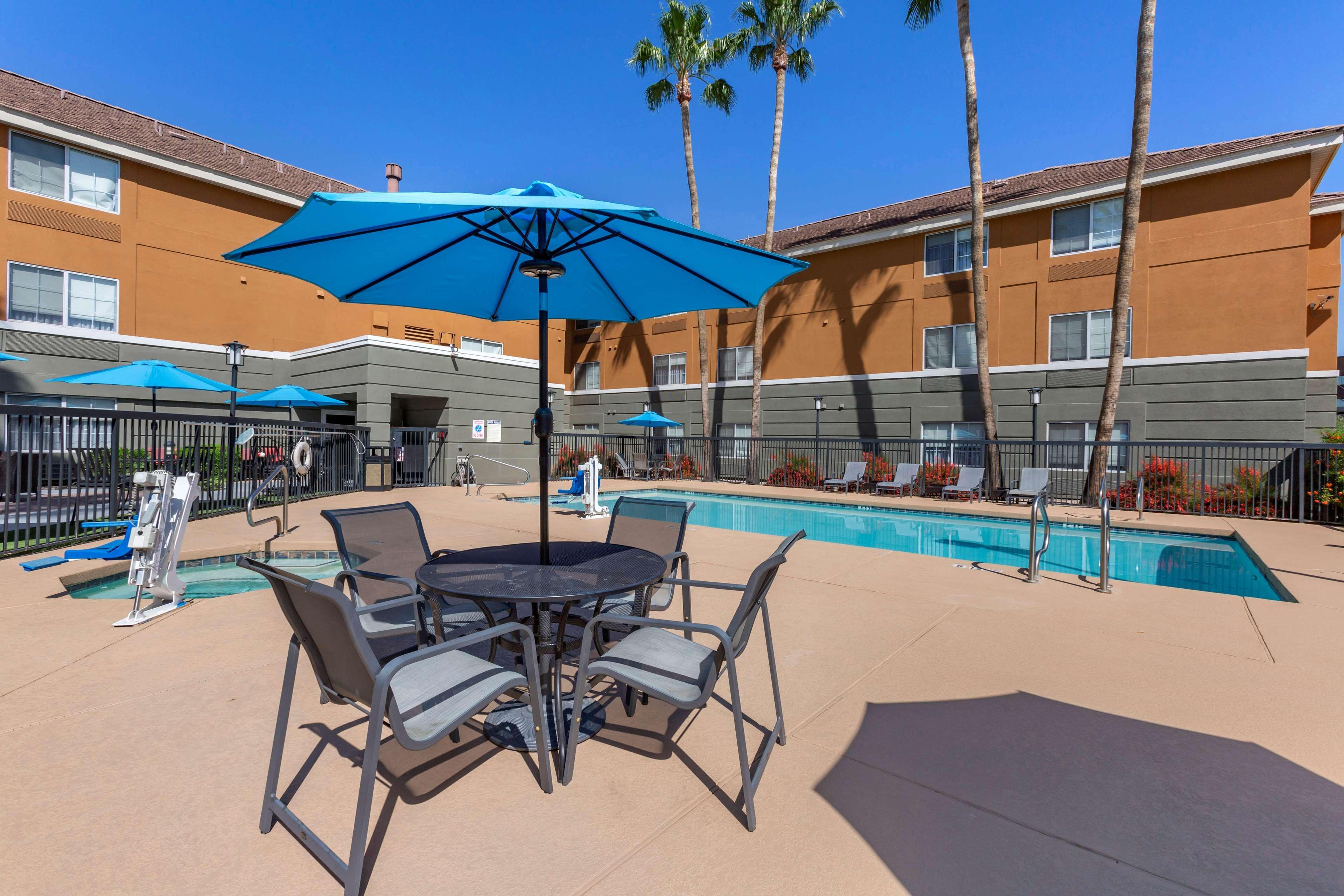Best Western North Phoenix Hotel Exteriör bild